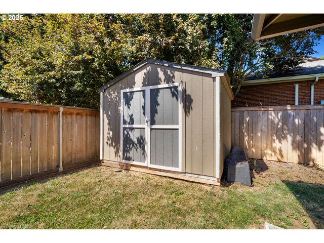 1200 W MCLOUGHLIN Blvd, Vancouver, WA 98660