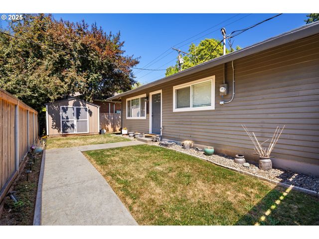 1200 W MCLOUGHLIN Blvd, Vancouver, WA 98660