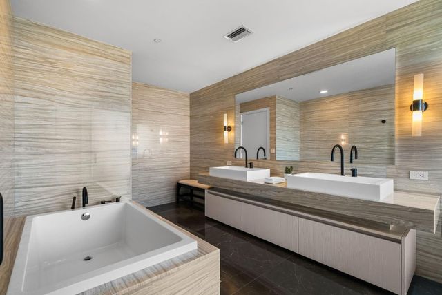 2200 N Ocean Boulevard N1003, Fort Lauderdale, FL 33305