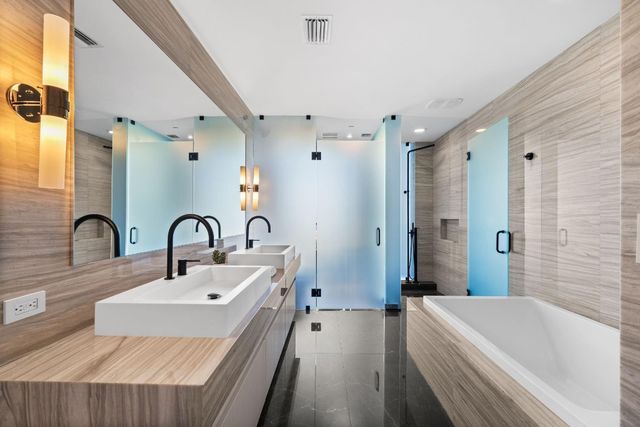 2200 N Ocean Boulevard N1003, Fort Lauderdale, FL 33305