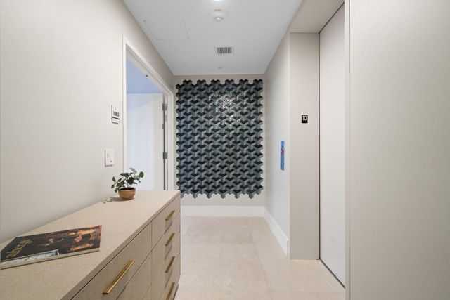 2200 N Ocean Boulevard N1003, Fort Lauderdale, FL 33305