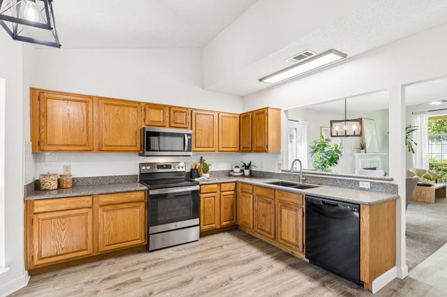 2214 Country Dell Drive, Garland, TX 75040