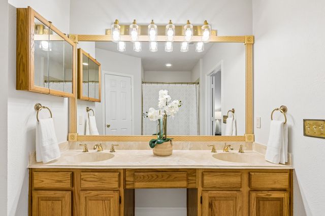 2214 Country Dell Drive, Garland, TX 75040