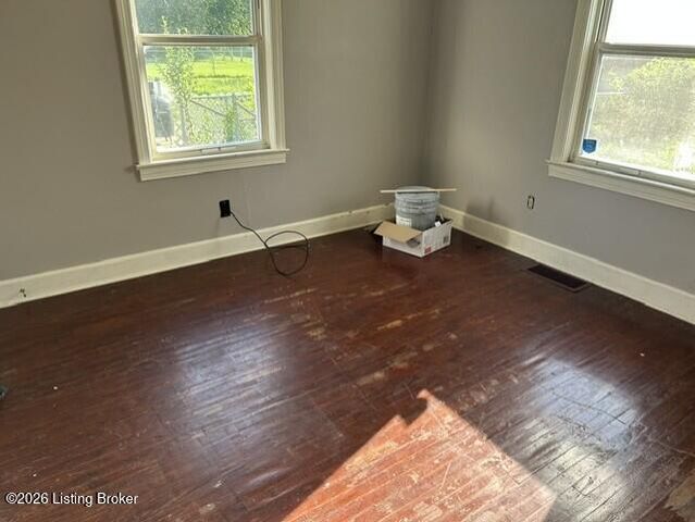4344 Lynnview Dr, Louisville, KY 40216