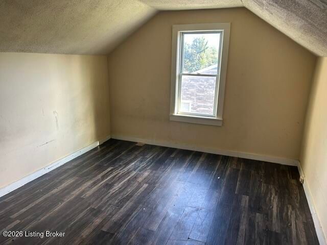 4344 Lynnview Dr, Louisville, KY 40216