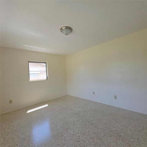4014 22ND AVENUE N, St Petersburg, FL 33713