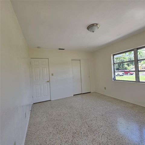 4014 22ND AVENUE N, St Petersburg, FL 33713