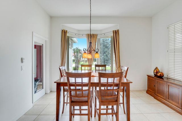 573 SW Saint Kitts Cove, Port St. Lucie, Port St Lucie, FL 34986