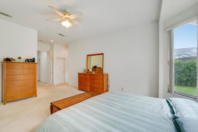 573 SW Saint Kitts Cove, Port St. Lucie, Port St Lucie, FL 34986