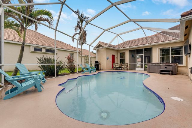 573 SW Saint Kitts Cove, Port St. Lucie, Port St Lucie, FL 34986