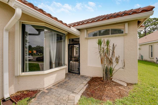 573 SW Saint Kitts Cove, Port St. Lucie, Port St Lucie, FL 34986