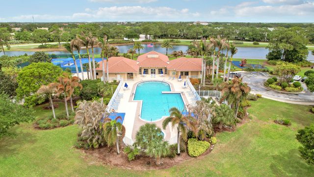 573 SW Saint Kitts Cove, Port St. Lucie, Port St Lucie, FL 34986