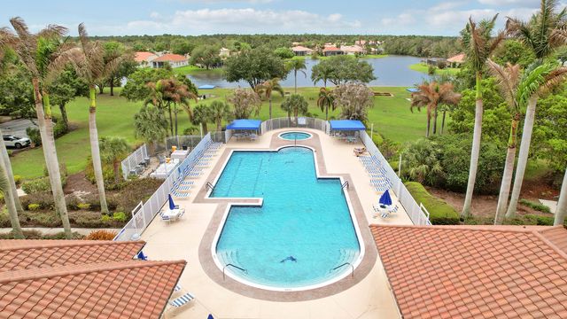 573 SW Saint Kitts Cove, Port St. Lucie, Port St Lucie, FL 34986