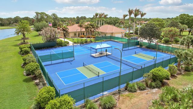 573 SW Saint Kitts Cove, Port St. Lucie, Port St Lucie, FL 34986