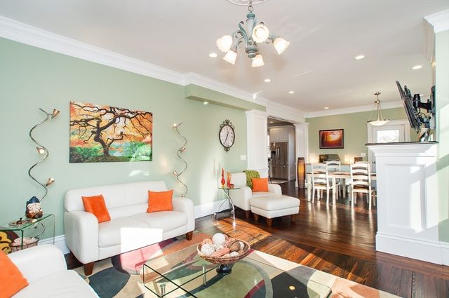 232 Melrose St 2, Newton, MA 02466