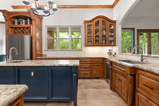 2545 Crestwood Drive, Jones, OK 73049