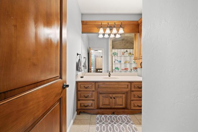 2545 Crestwood Drive, Jones, OK 73049