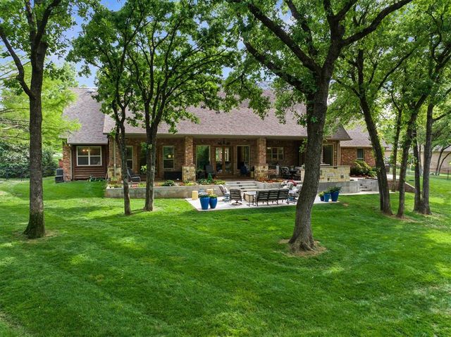2545 Crestwood Drive, Jones, OK 73049