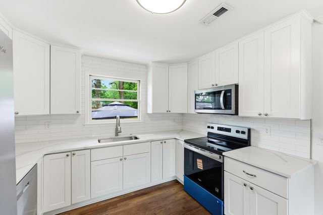 5303 Alvie Street, North Charleston, SC 29418