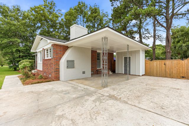 5303 Alvie Street, North Charleston, SC 29418