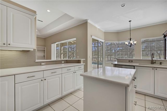2 Quailwood Path, Homosassa, FL 34446