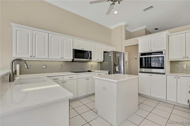 2 Quailwood Path, Homosassa, FL 34446