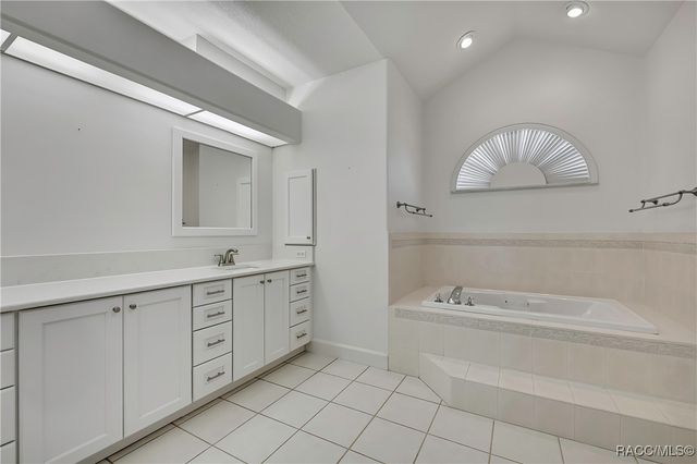 2 Quailwood Path, Homosassa, FL 34446