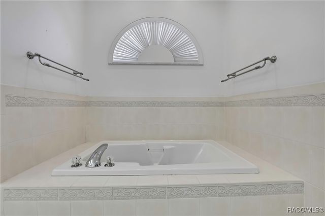 2 Quailwood Path, Homosassa, FL 34446