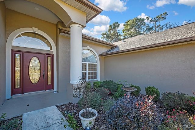 2 Quailwood Path, Homosassa, FL 34446