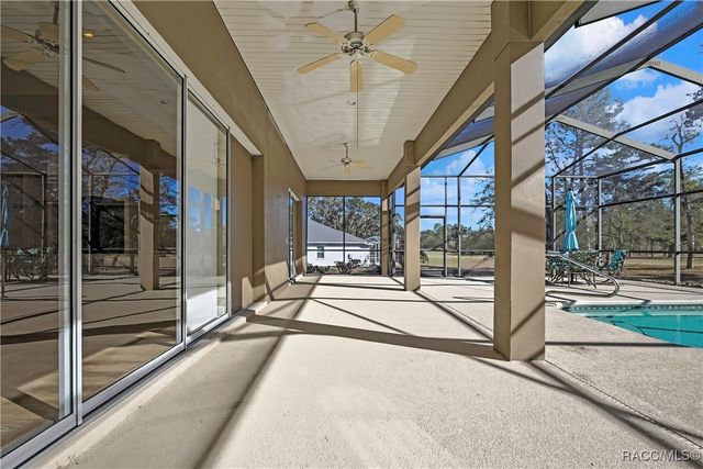 2 Quailwood Path, Homosassa, FL 34446