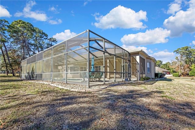2 Quailwood Path, Homosassa, FL 34446