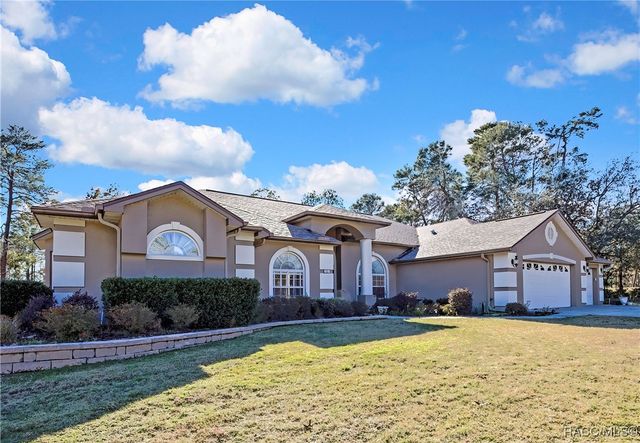 2 Quailwood Path, Homosassa, FL 34446
