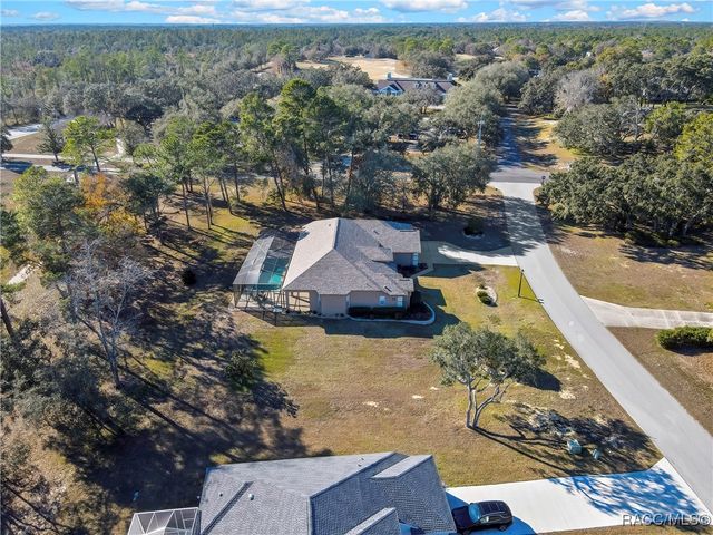 2 Quailwood Path, Homosassa, FL 34446