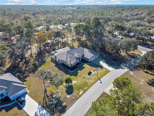 2 Quailwood Path, Homosassa, FL 34446