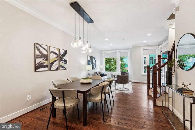 2988 STELLA BLUE LN, Fairfax, VA 22031