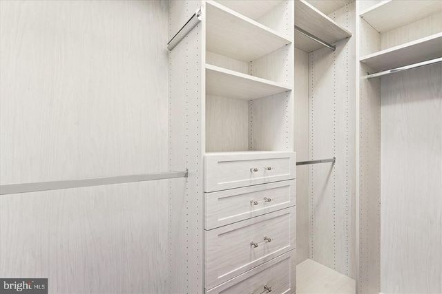 2988 STELLA BLUE LN, Fairfax, VA 22031