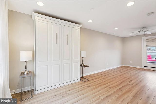 2988 STELLA BLUE LN, Fairfax, VA 22031