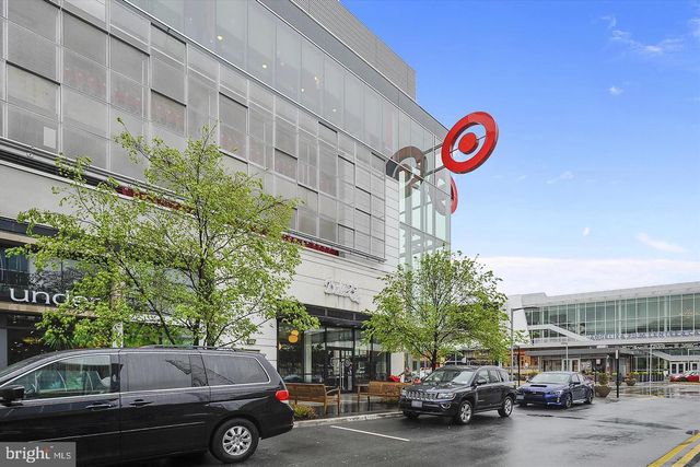 2988 STELLA BLUE LN, Fairfax, VA 22031