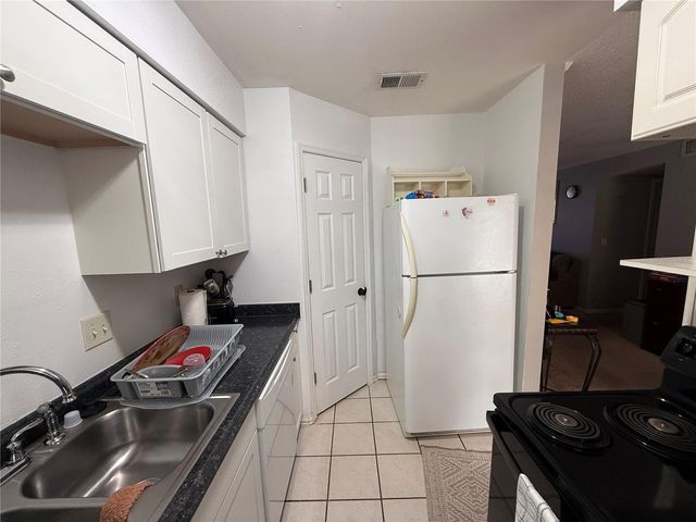 1920 E EDGEWOOD DRIVE K5, Lakeland, FL 33803