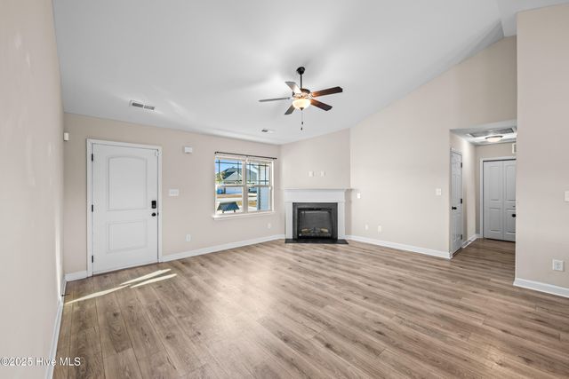 111 Easton Drive, Richlands, NC 28574