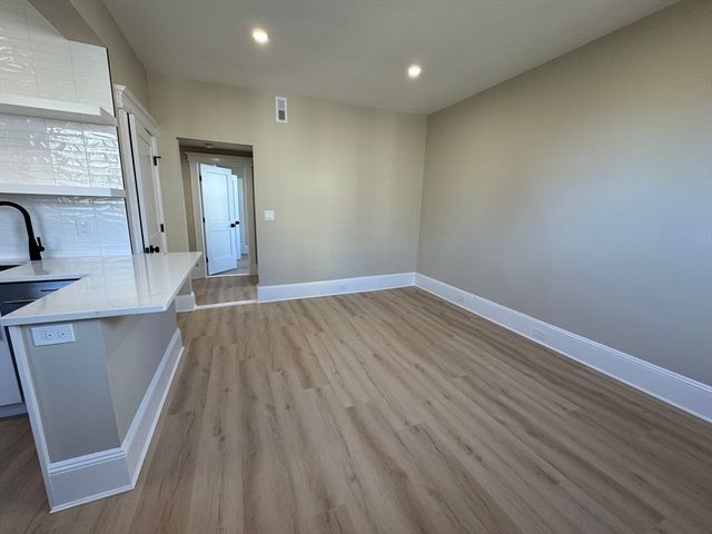 41 Edgerly Rd 52, Boston, MA 02115