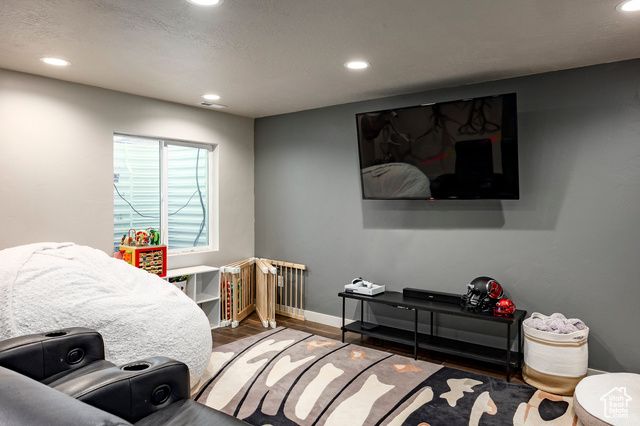 1046 E JACK DR, Saratoga Springs, UT 84045