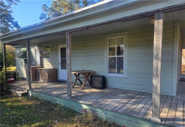 505 Centerville RD, Shacklefords, VA 23156