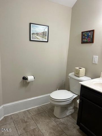 405 Sunset Avenue, Clinton, NC 28328