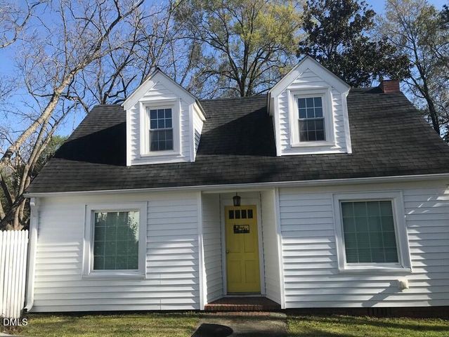 405 Sunset Avenue, Clinton, NC 28328