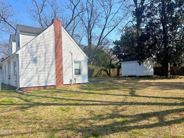 405 Sunset Avenue, Clinton, NC 28328