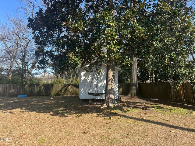 405 Sunset Avenue, Clinton, NC 28328