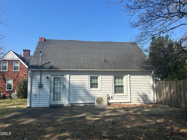 405 Sunset Avenue, Clinton, NC 28328