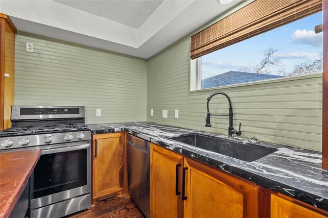 14621 Cedar Street, Santa Fe, TX 77517