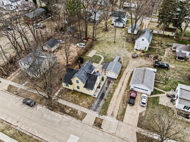 161 North Street, Allegan, MI 49010